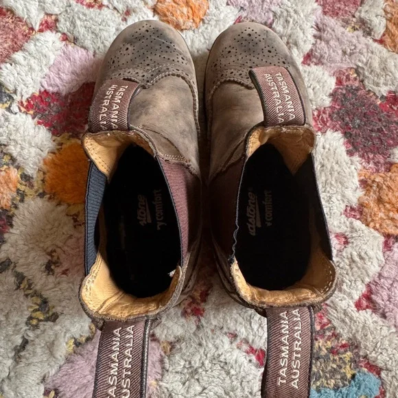 Blundstone Brown Boots - Picture 7 of 10